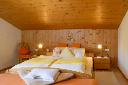 1_klampererhof-virgen-zimmer-doppelzimmer.webp