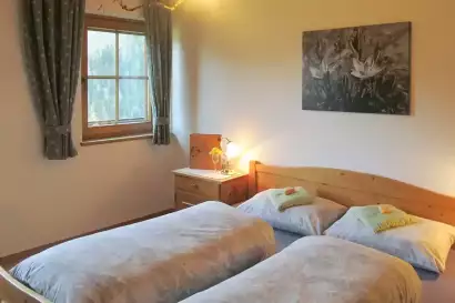 5_klampererhof-virgen-fewo-goldriedblick-doppelzimmer.webp